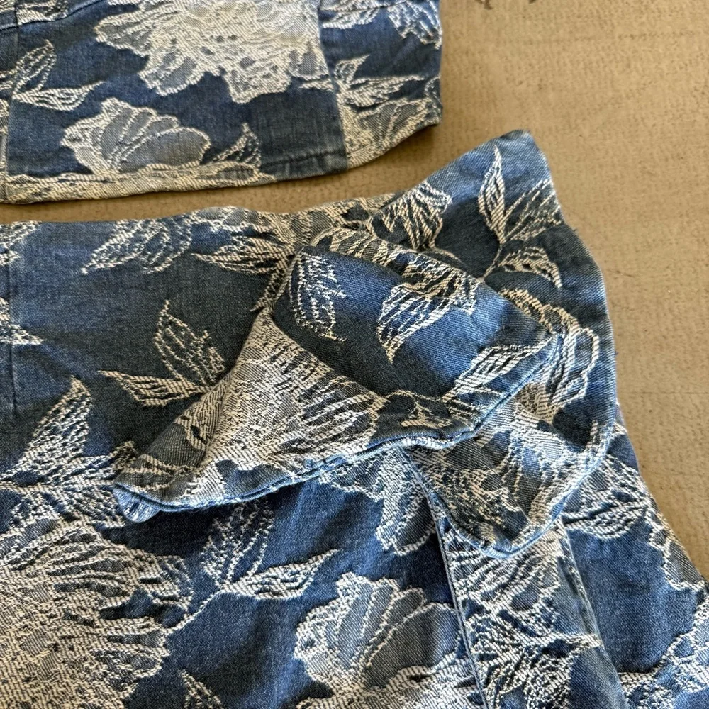 Avec Les Filles / Denim Floral Two Piece Set / Blue - Picture 13 of 16